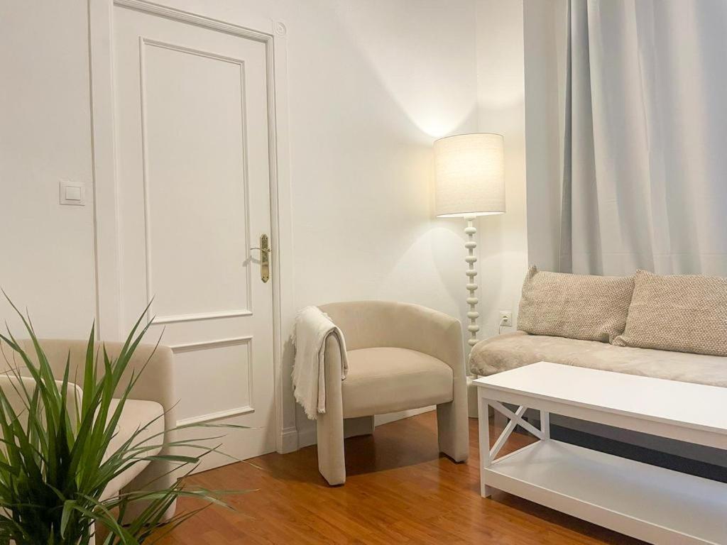 Apartamentos Malaga Centro Zewnętrze zdjęcie