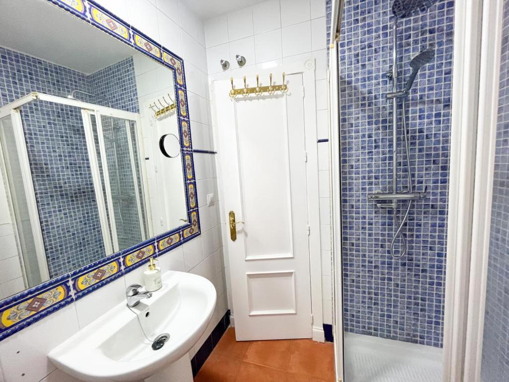 Apartamentos Malaga Centro Zewnętrze zdjęcie